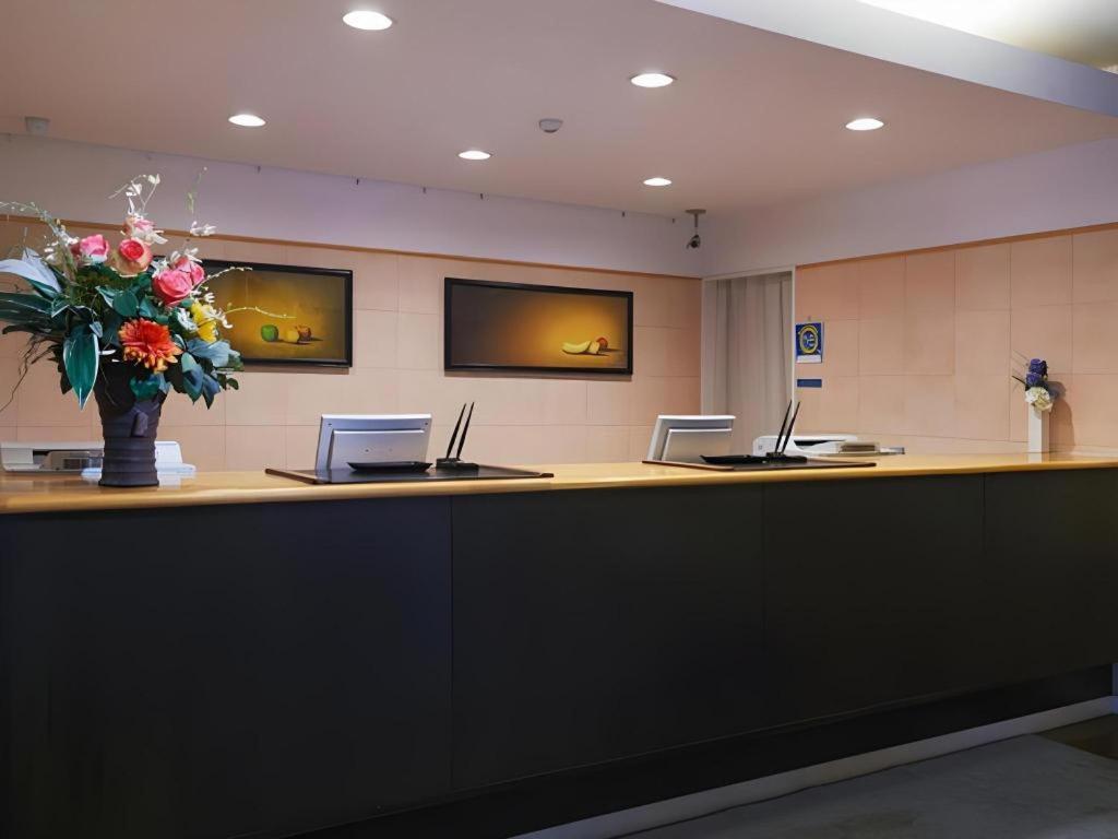 Hotel Sealuck Pal אוצונומיה מראה חיצוני תמונה